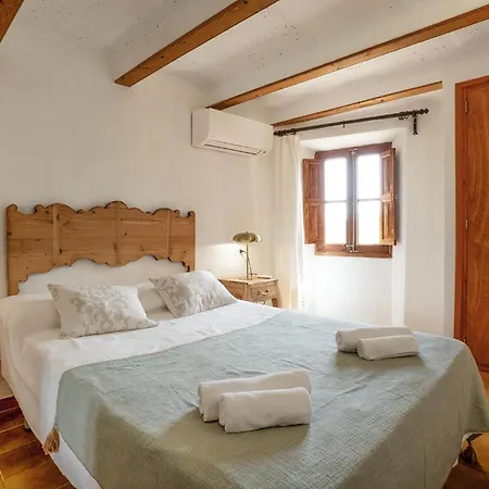 Holiday home Colonya Petit *